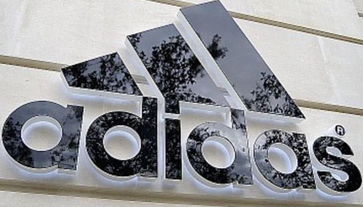 De la cession douteuse d'Adidas par la SDBO au concours apporté à un arbitrage frauduleux par un haut magistrat.
